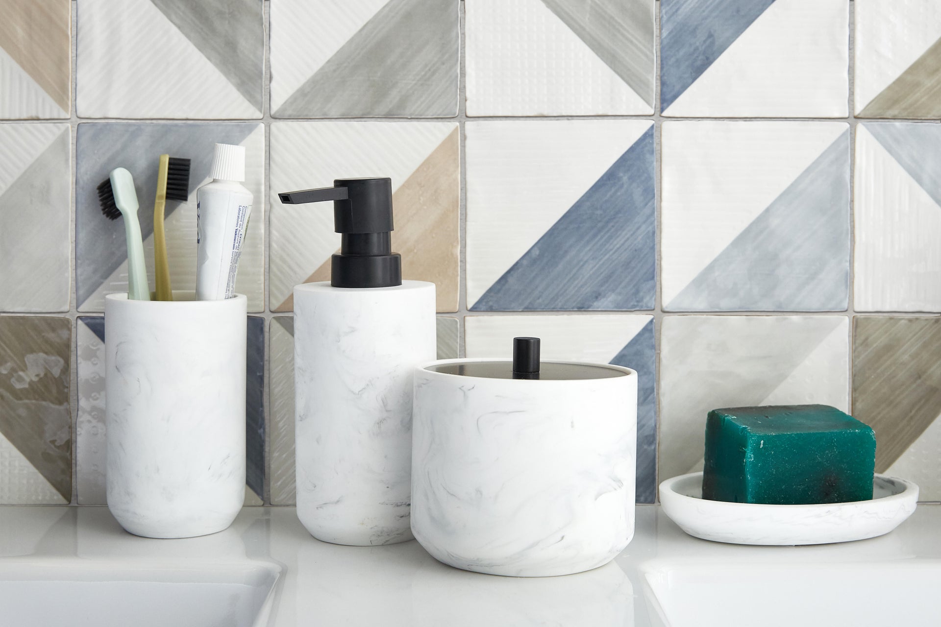Dispenser in poliresina 200ml effetto spugna marina - naturale - Tendance