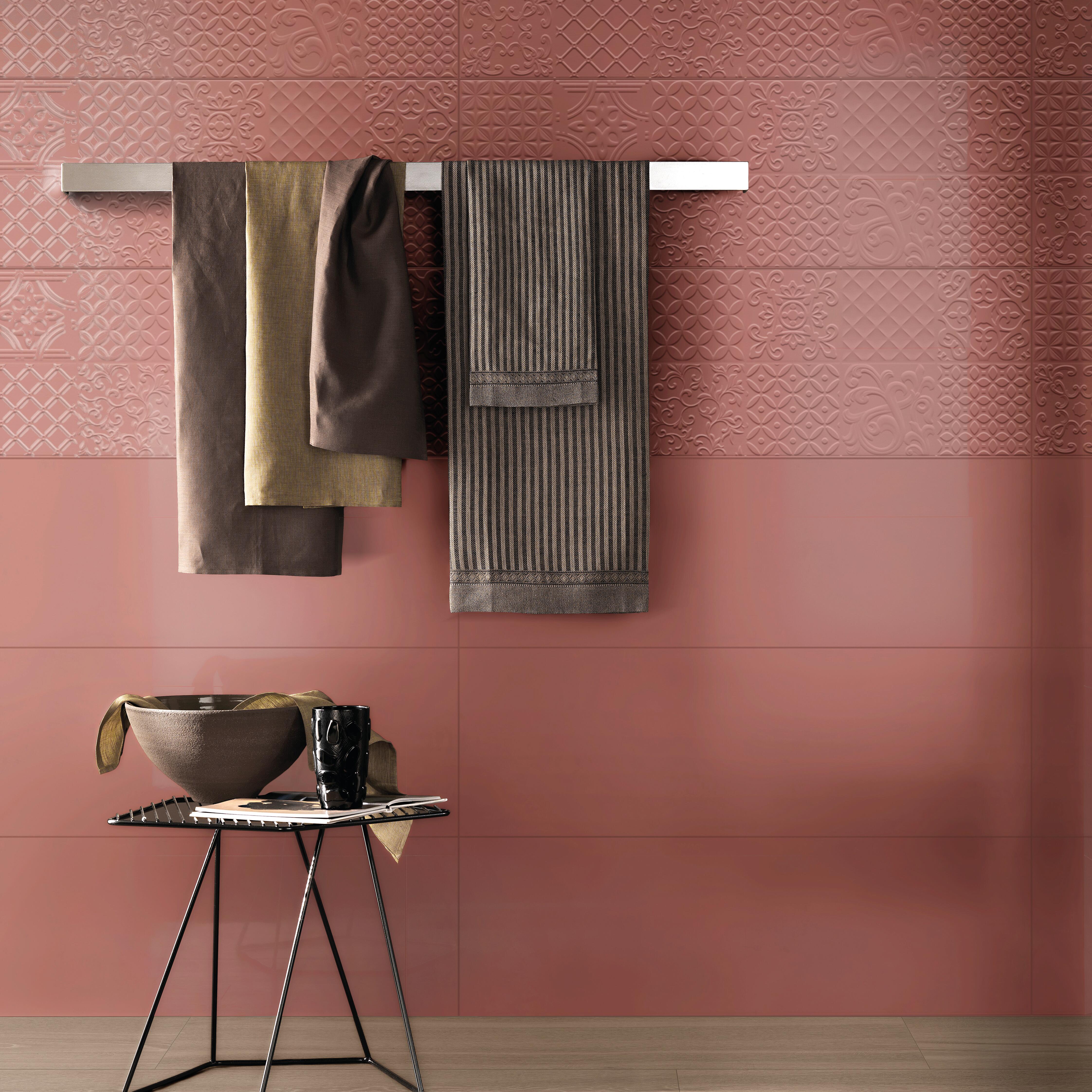 Piastrella per rivestimenti Care Rouge 25 x 76 cm sp. 10 mm rosso | Leroy  Merlin