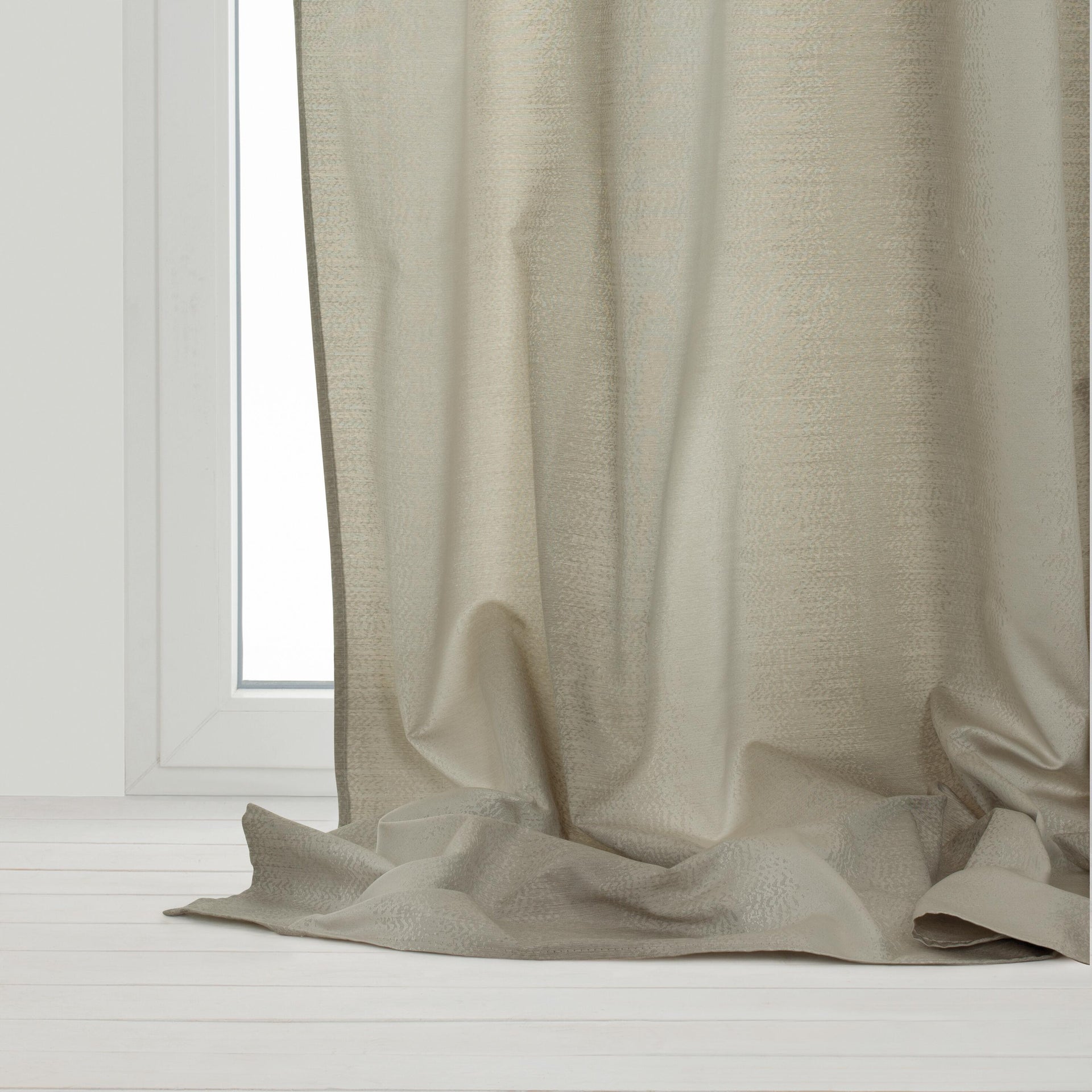 Tenda Jacquard Bianca Con Motivo Floreale – Nastro Pieghevole Già Cucito, Misure 140x300, 150x300 O 160x300 Cm