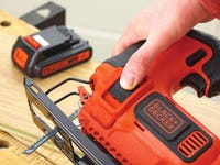 Attacco Multievo Black+Decker Per Seghetto Alternativo - Accessorio Universale Per Lame Da Taglio - Foto 9